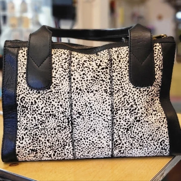 Fossil Black and White Satchel - Picture 2 of 16